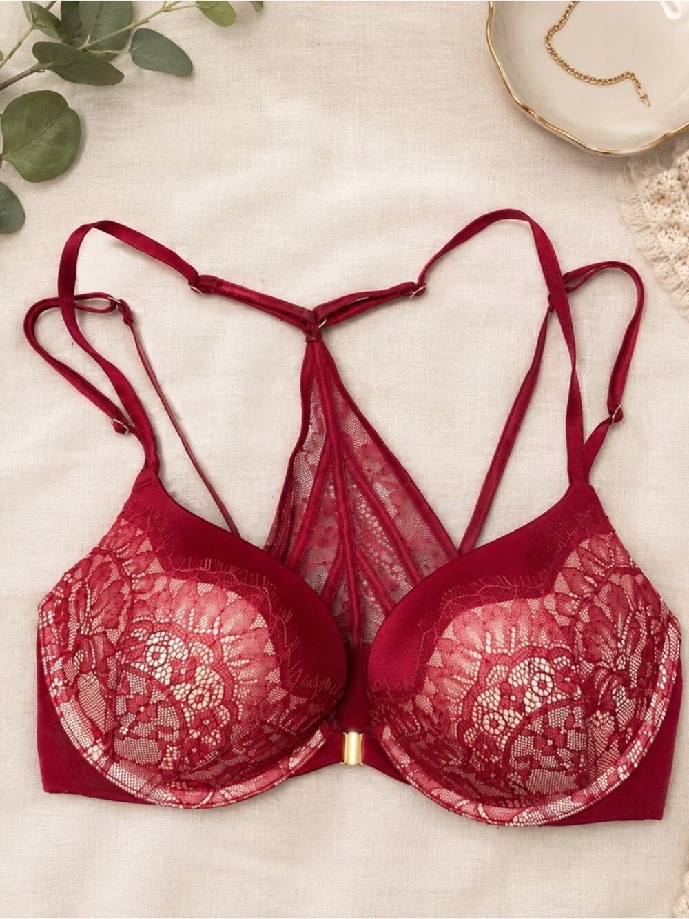 Victoria’s Secret Red Lace Front Close Push Up Bra Racerback 32D